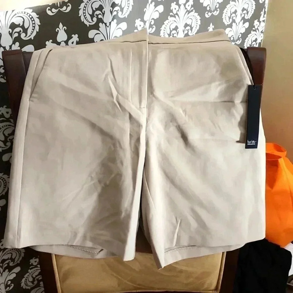 COPY - NICOLE MILLER SHORTS - Picture 2 of 4